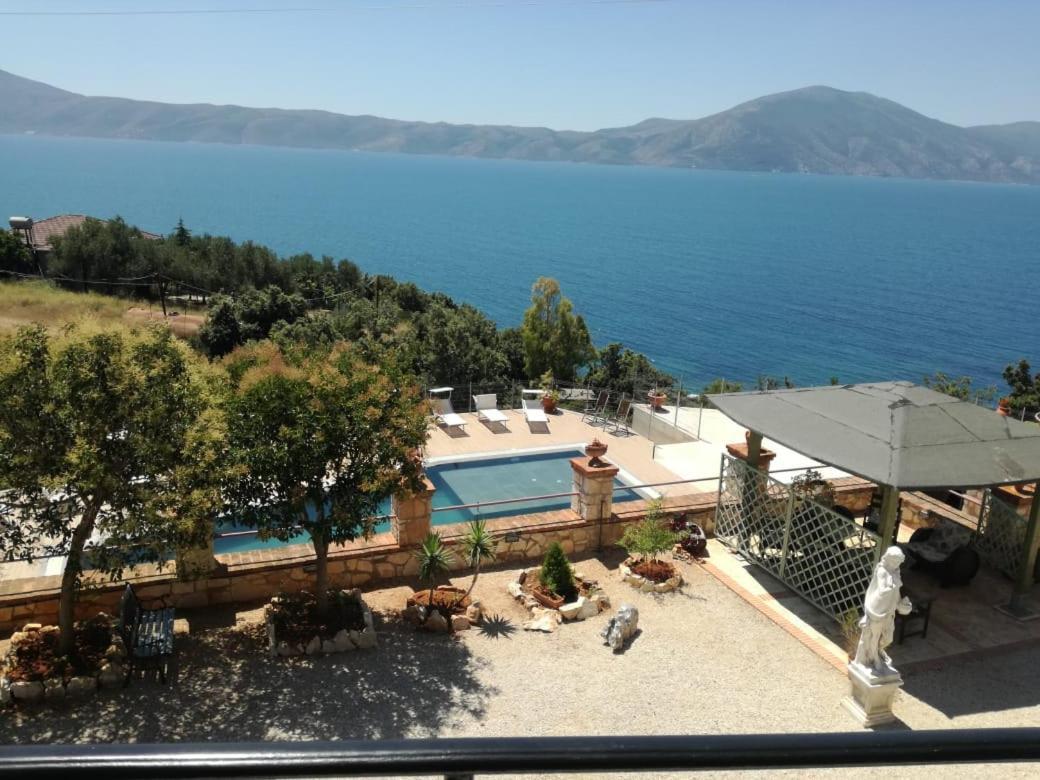 Hotel "San Saena " Radhime Bagian luar foto