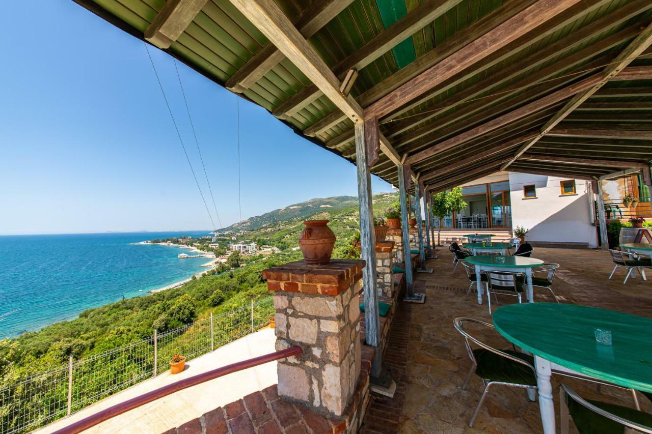 Hotel "San Saena " Radhime Bagian luar foto
