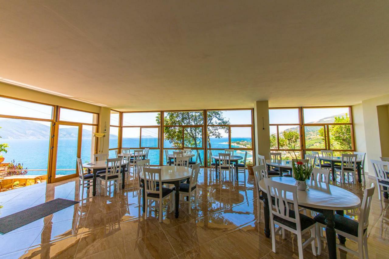 Hotel "San Saena " Radhime Bagian luar foto