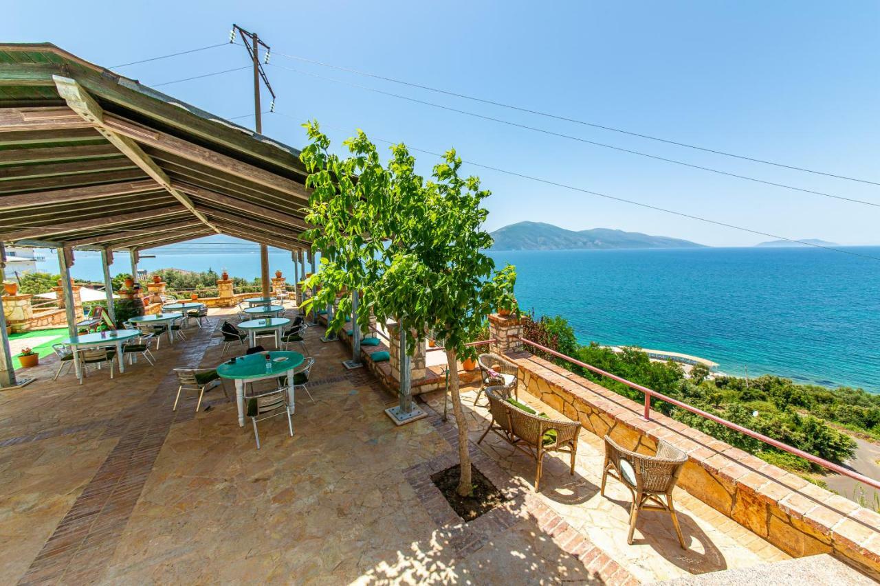 Hotel "San Saena " Radhime Bagian luar foto