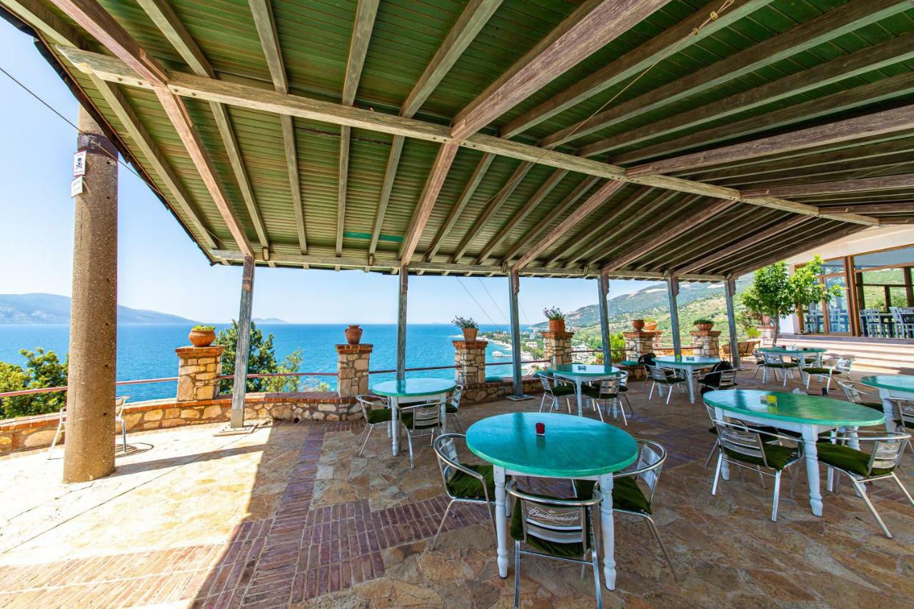 Hotel "San Saena " Radhime Bagian luar foto